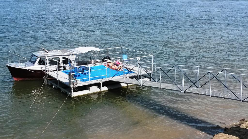 Hotel Delta Pontoon Mahmudia Exterior foto